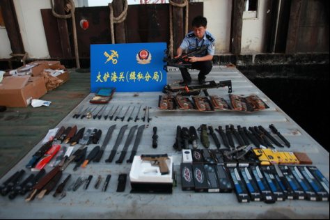 【bsports必一网页版】
何超莲窦骁示范运动穿搭 秋季穿得清爽有活力 时尚感一点不差(图8) bsports必一网页版